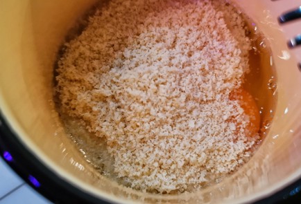 Фото шага рецепта Нежные кетооладьи с тыквой 152229 шаг 1  