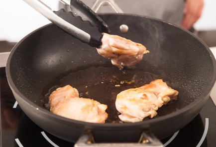 Фото шага рецепта Низкоуглеводный тако с курицей и миндалем 80684 шаг 2  