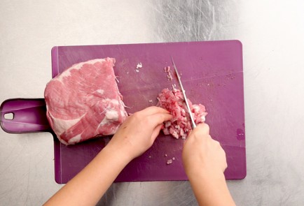 Фото шага рецепта Блинчики нэмы со свининой 52798 шаг 1  