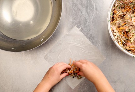 Фото шага рецепта Блинчики нэмы со свининой 52798 шаг 6  