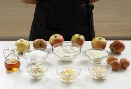 Фото шага рецепта Нормандский яблочный пирог 152800 шаг 1  