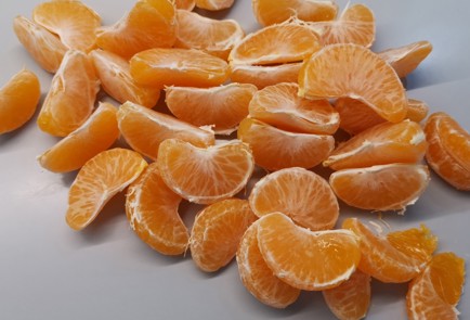 Фото шага рецепта Новогодний глинтвейн 175409 шаг 1  