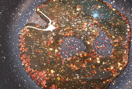 Фото шага рецепта Обжаренная в соевом соусе цветная капуста 151777 шаг 1  