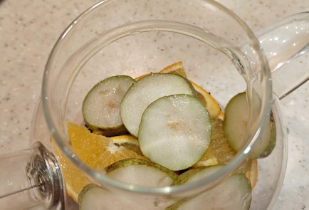 Фото шага рецепта Облепиховый чай с грушей 191382 шаг 6