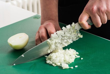 Фото шага рецепта Очень простой салат с фасолью 152053 шаг 1  