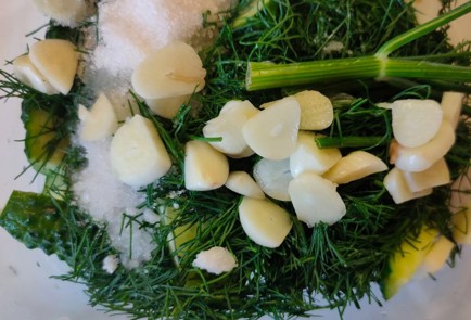 Фото шага рецепта Огурцы малосольные 187075 шаг 10  