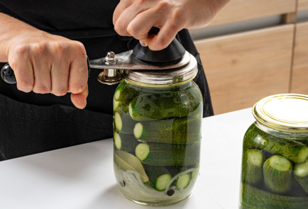 Фото шага рецепта Огурцы маринованные поболгарски 190148 шаг 10  