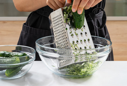 Фото шага рецепта Огурцы в огурцах 190021 шаг 3