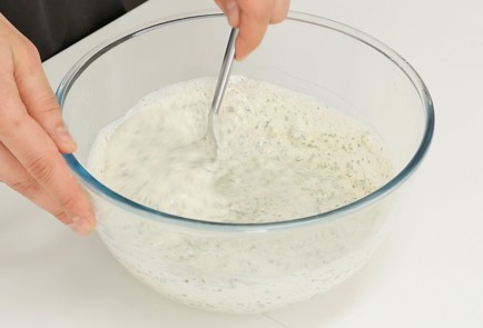 Фото шага рецепта Индийский соус райта 92533 шаг 3  