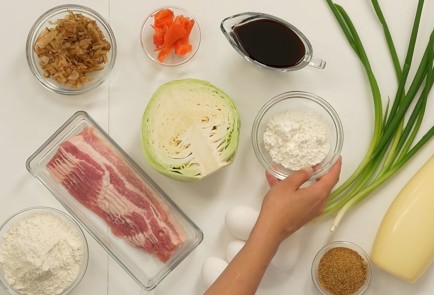 Фото шага рецепта Японский блинчик окономияки 137290 шаг 1  