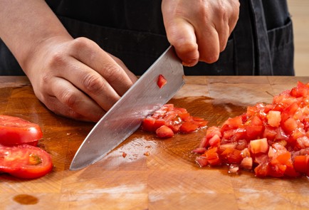 Фото шага рецепта Окрошка из редиски 176349 шаг 7  