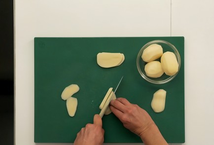 Фото шага рецепта Окрошка на кефире и газированной воде 36299 шаг 1  