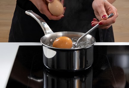 Фото шага рецепта Окрошка на кефире и минералке 173648 шаг 3  