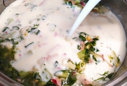 Фото шага рецепта Окрошка на кефире 189170 шаг 9  