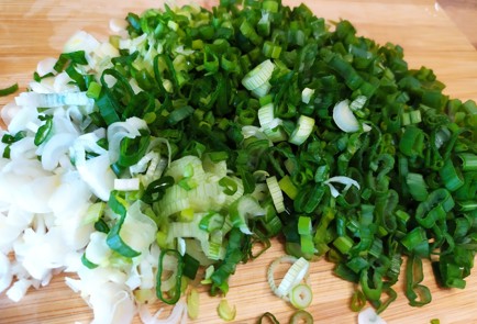 Фото шага рецепта Окрошка на квасе 189176 шаг 5  