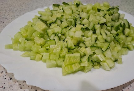 Фото шага рецепта Окрошка на майонезе с лимонным соком 189965 шаг 6  