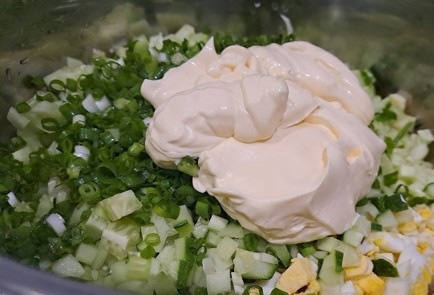 Фото шага рецепта Окрошка на майонезе с лимонным соком 189965 шаг 8  