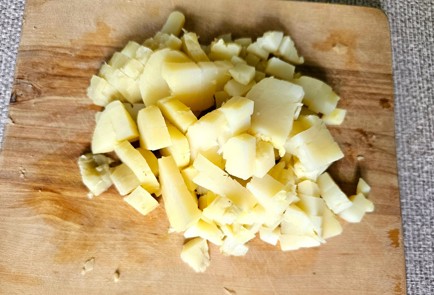 Фото шага рецепта Окрошка на сметане 189360 шаг 3  