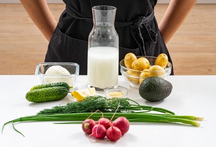 Фото шага рецепта Окрошка с сыром и молодой печеной картошкой 186658 шаг 1  