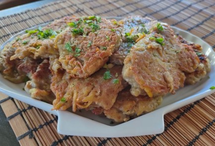 Фото шага рецепта Оладьи из баклажана и картофеля 174970 шаг 12  