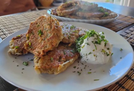 Фото шага рецепта Оладьи из баклажана и картофеля 174970 шаг 13  