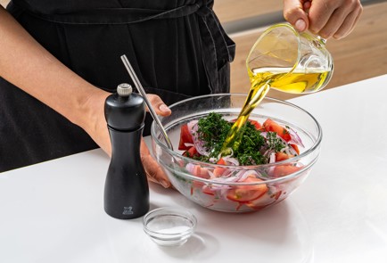 Фото шага рецепта Оладьи из баклажанов с салатом из помидоров 186486 шаг 11  