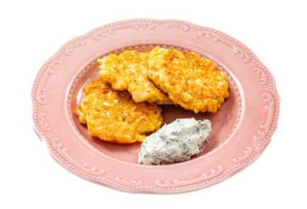 Фото шага рецепта Оладьи из цветной капусты с сыром 186479 шаг 11