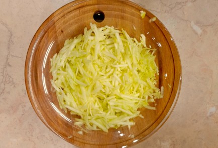 Фото шага рецепта Оладьи из картофеля и цукини с соусом из тунца 187050 шаг 5  