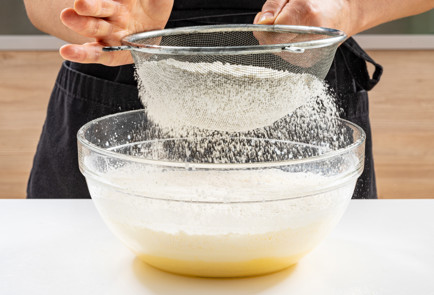 Фото шага рецепта Оладьи из кислого молока с яблочным маслом 189639 шаг 7  