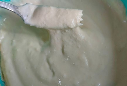 Фото шага рецепта Оладьи из яблок на кефире 187880 шаг 8