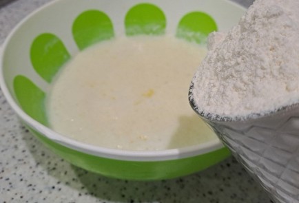 Фото шага рецепта Оладьи на кефире 189973 шаг 6  