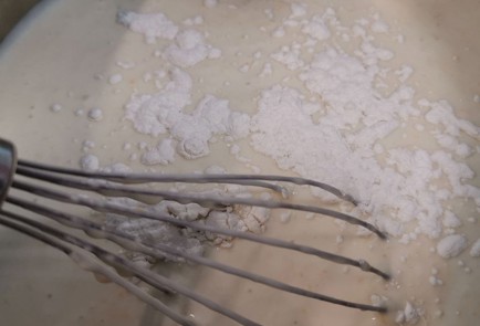 Фото шага рецепта Оладьи на кислом кефире с тыквой 152312 шаг 4  