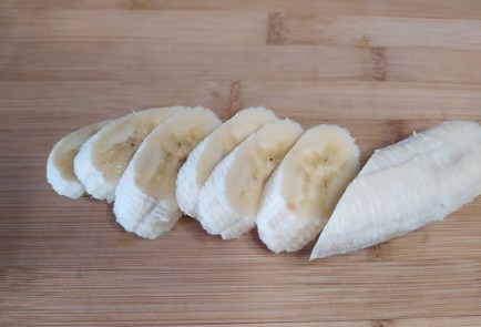 Фото шага рецепта Оладьи с бананом 188857 шаг 8  