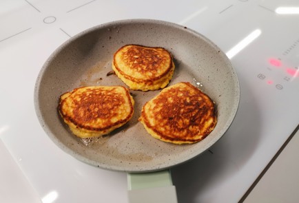 Фото шага рецепта Оладьи с тыквой 191523 шаг 12  