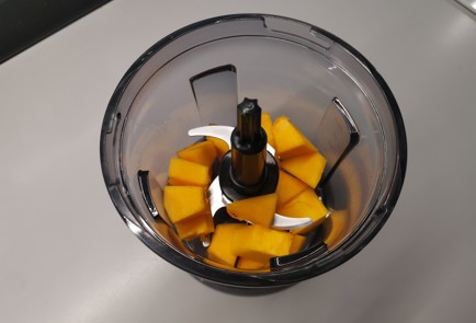 Фото шага рецепта Оладьи с тыквой 191523 шаг 2  