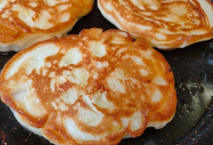 Фото шага рецепта Оладьи с яблоком 188810 шаг 14  