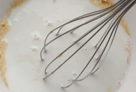 Фото шага рецепта Воздушные оладьи 173502 шаг 5  