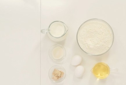 Фото шага рецепта Оладьи 125611 шаг 1  