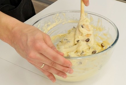 Фото шага рецепта Голландские пончики олиболы 114399 шаг 5  