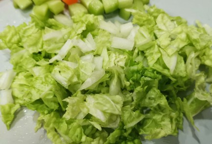 Фото шага рецепта Оливье с горбушей 175214 шаг 3  