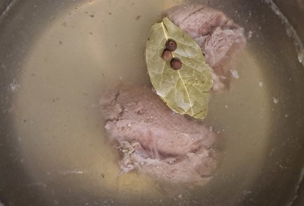 Фото шага рецепта Оливье с говядиной и морковью 188019 шаг 2  