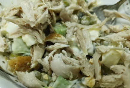 Фото шага рецепта Оливье с перепелкой 175213 шаг 10  