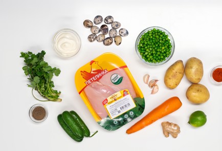 Фото шага рецепта Оливье с пряной курицей 140334 шаг 1  