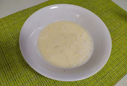 Фото шага рецепта Омлет с брюссельской капустой 190055 шаг 4  