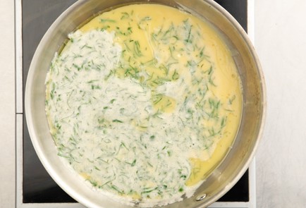 Фото шага рецепта Омлет с мукой 52948 шаг 4  