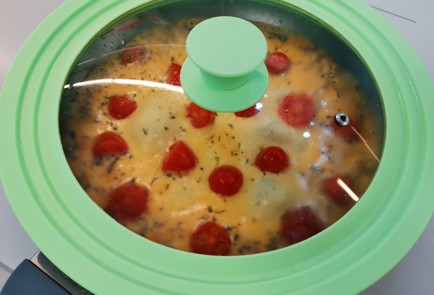 Фото шага рецепта Омлет с сыром рикотта 186558 шаг 8  