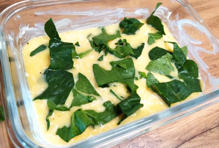 Фото шага рецепта Омлет со шпинатом и помидорами 189157 шаг 8  