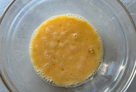 Фото шага рецепта Омлет в духовке 174270 шаг 3  