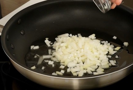 Фото шага рецепта Японский омлет омурайсу 124983 шаг 4  