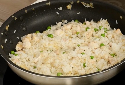 Фото шага рецепта Японский омлет омурайсу 124983 шаг 5  